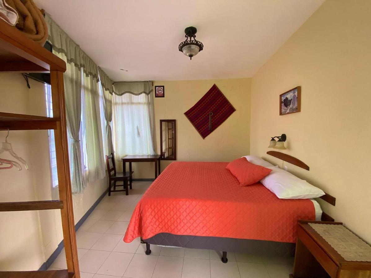 Hotel Sabana Flores Esterno foto