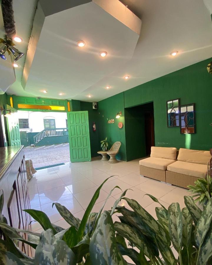 Hotel Sabana Flores Esterno foto