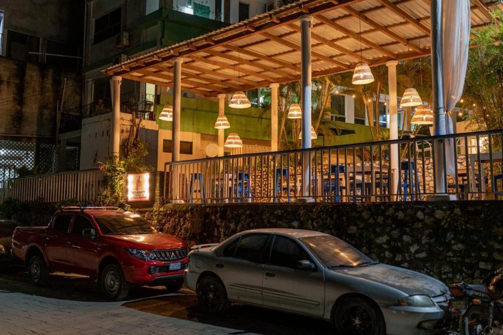 Hotel Sabana Flores Esterno foto