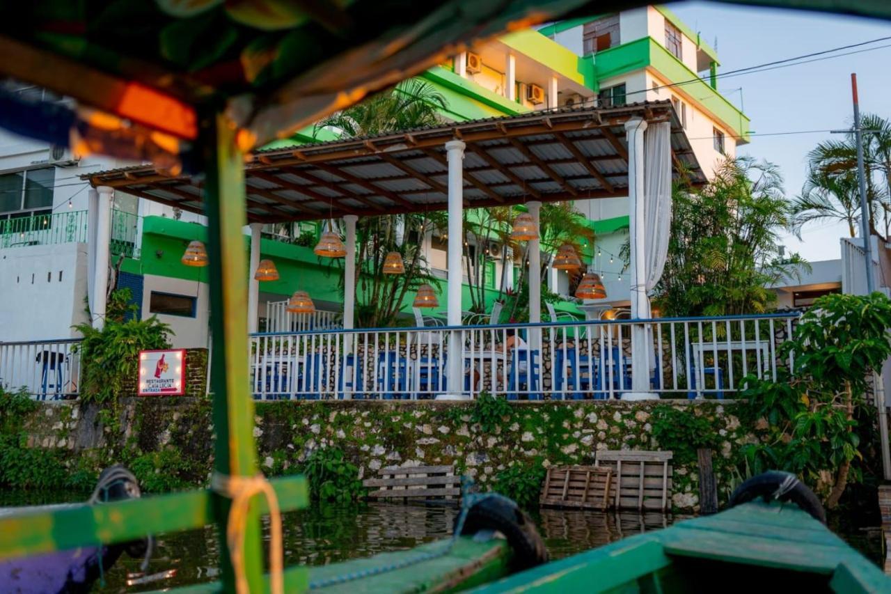 Hotel Sabana Flores Esterno foto