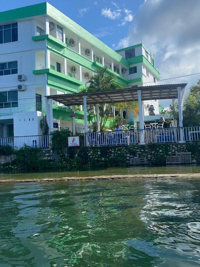 Hotel Sabana Flores Esterno foto