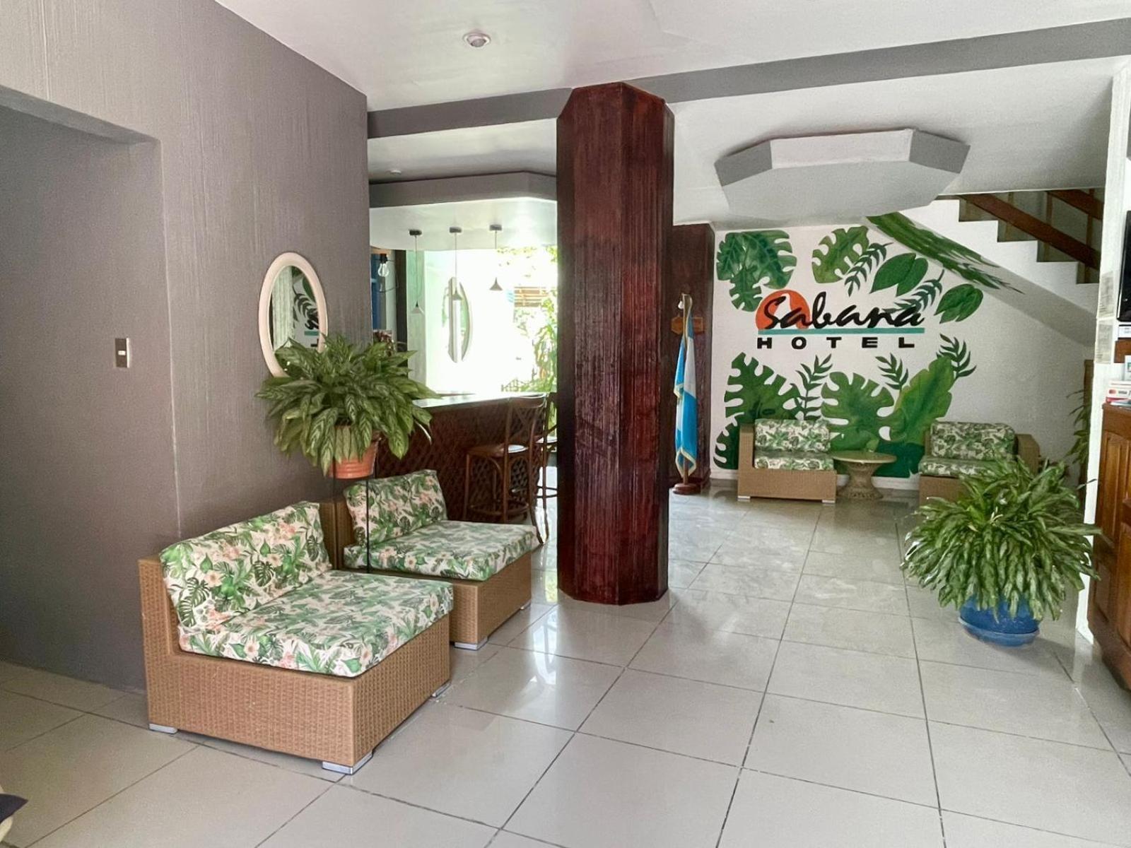 Hotel Sabana Flores Esterno foto